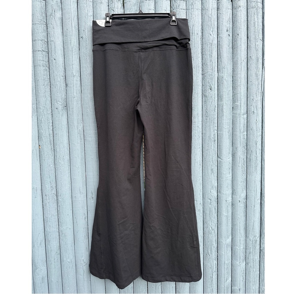 OFFLINE By Aerie OG Foldover High Waisted Super Flare Legging in Black Size XL - Picture 2 of 11